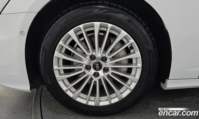Audi A6 2021 2.0 автомат (гидро), миниатюра 5