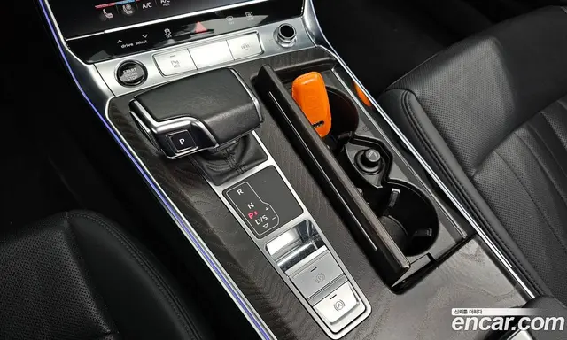Audi A6 2021 2.0 автомат (гидро), миниатюра 9