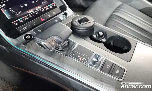 Audi A6 2021 2.0 автомат (гидро), миниатюра 12
