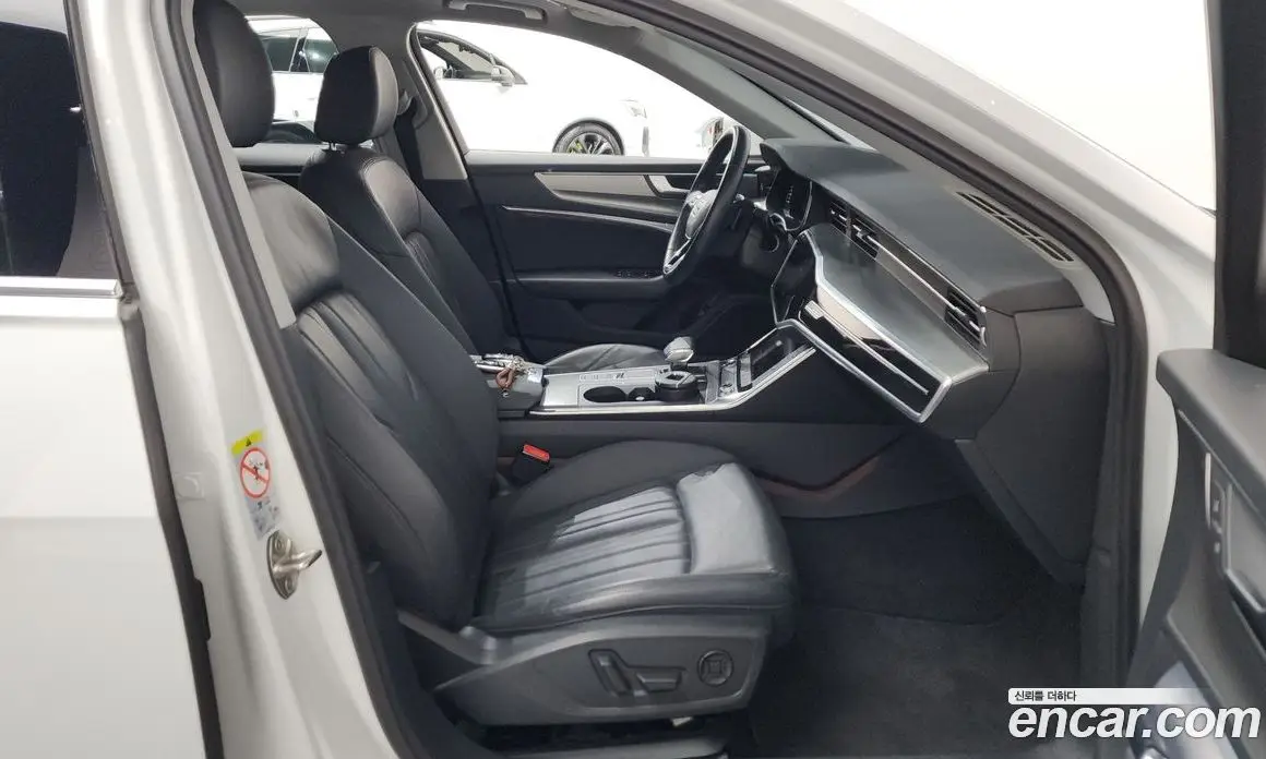 Audi A6 2021 2.0 автомат (гидро), фото 16