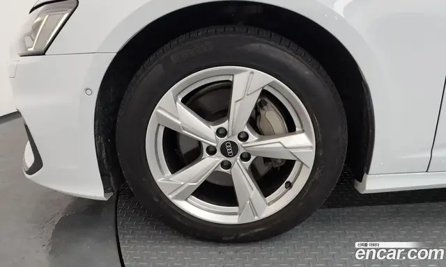 Audi A6 2021 2.0 автомат (гидро), миниатюра 5