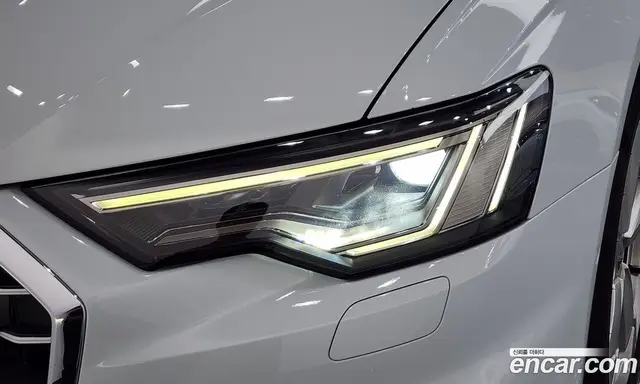 Audi A6 2021 2.0 автомат (гидро), миниатюра 8