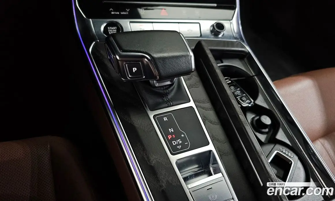 Audi A6 2021 2.0 автомат (гидро), фото 12