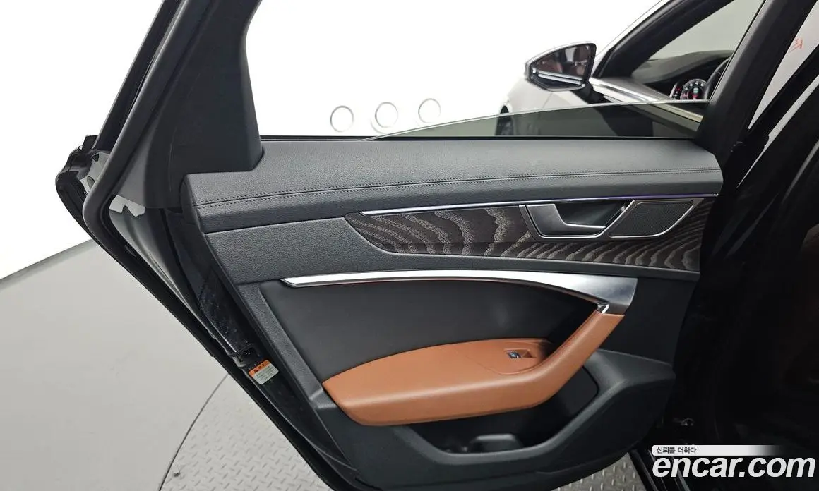 Audi A6 2021 2.0 автомат (гидро), фото 15