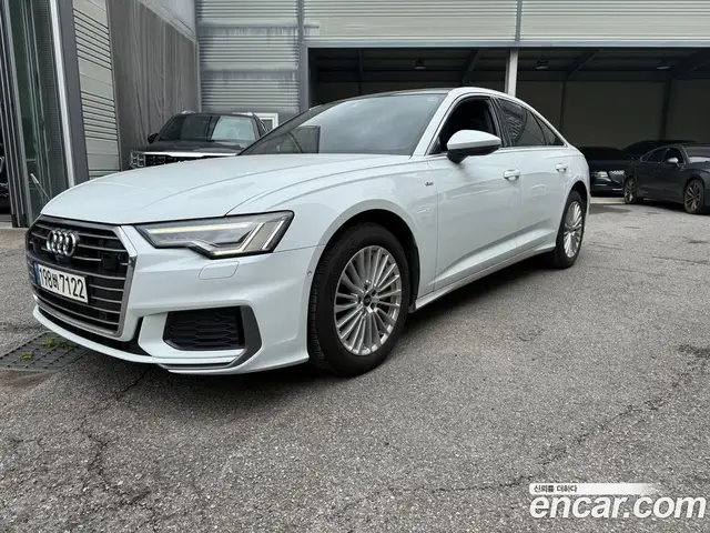 Audi A6 2021 2.0 автомат (гидро), миниатюра 1