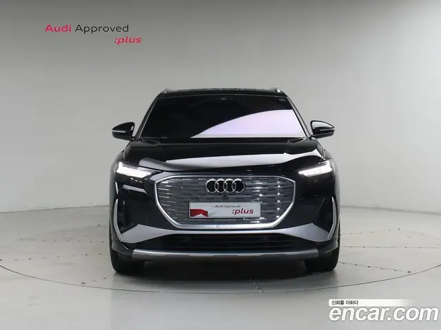 Audi Q4 e-tron 2025 1.0 автомат (гидро), миниатюра 3