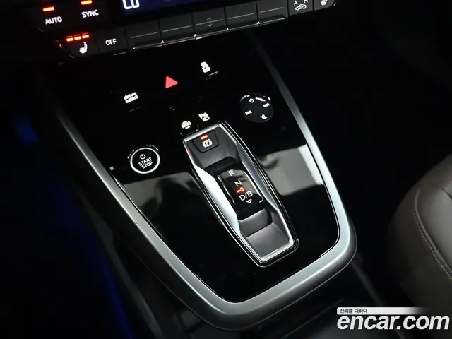 Audi Q4 e-tron 2025 1.0 автомат (гидро), миниатюра 9