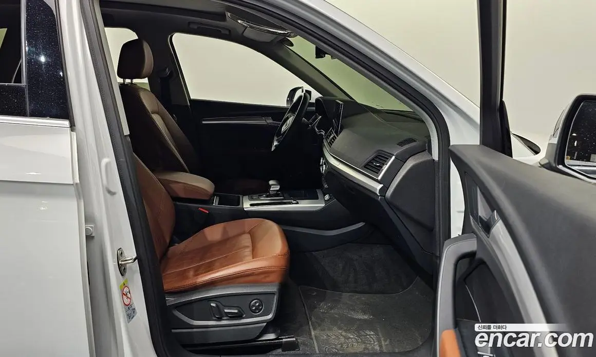 Audi Q5 2022 2.0 автомат (гидро), фото 11