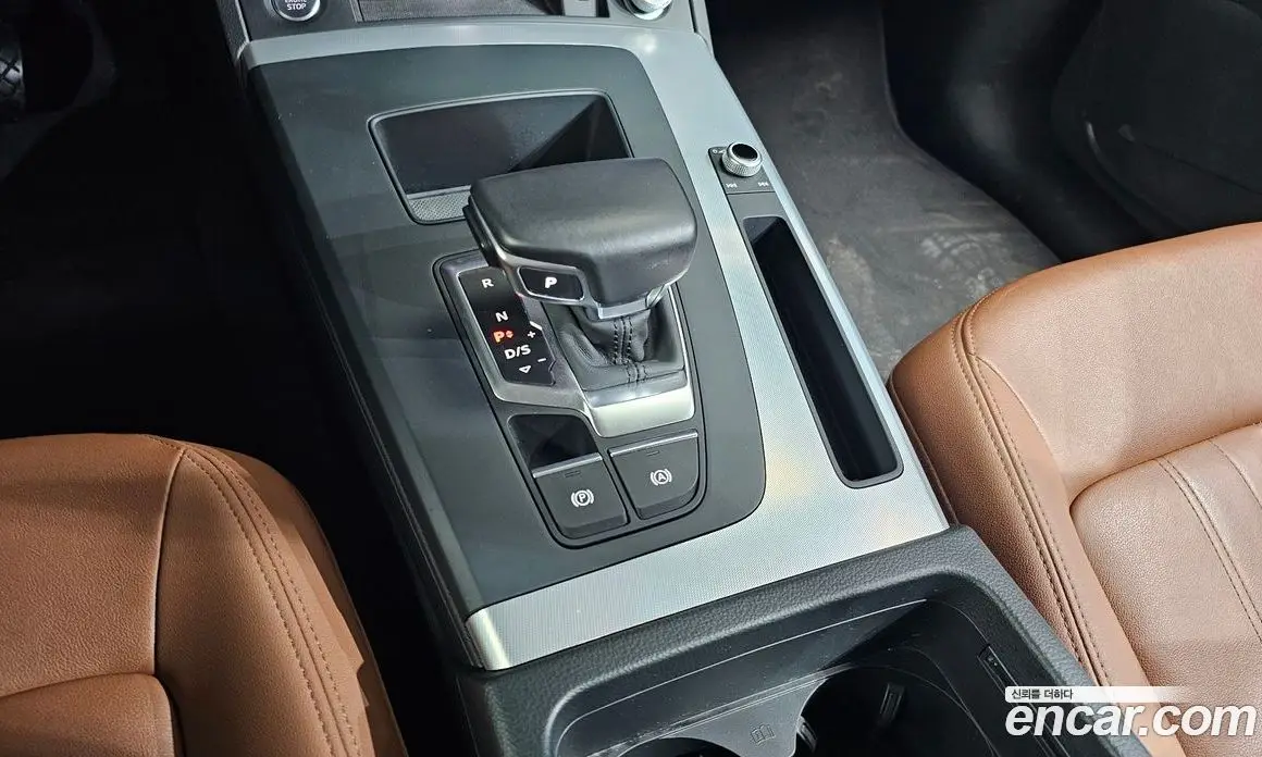 Audi Q5 2022 2.0 автомат (гидро), фото 9