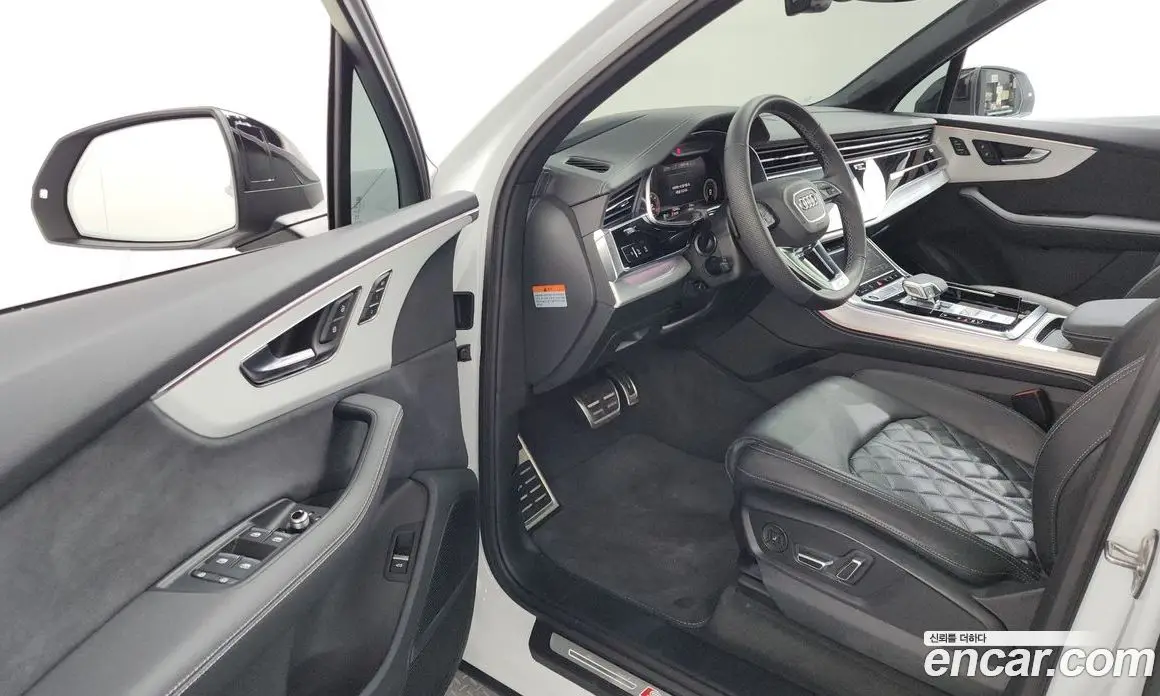 Audi Q7 2025 3.0 автомат (гидро), фото 13