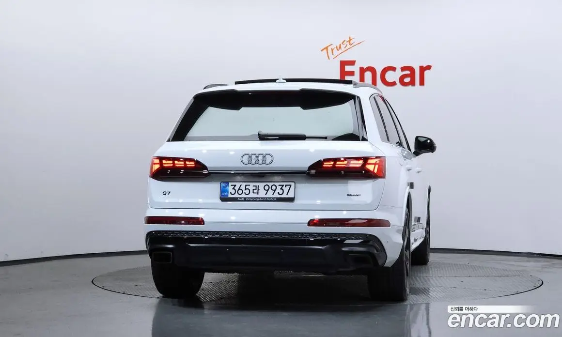 Audi Q7 2025 3.0 автомат (гидро), фото 4