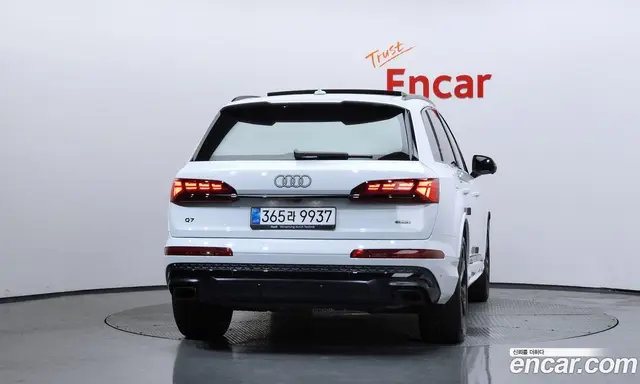 Audi Q7 2025 3.0 автомат (гидро), миниатюра 4