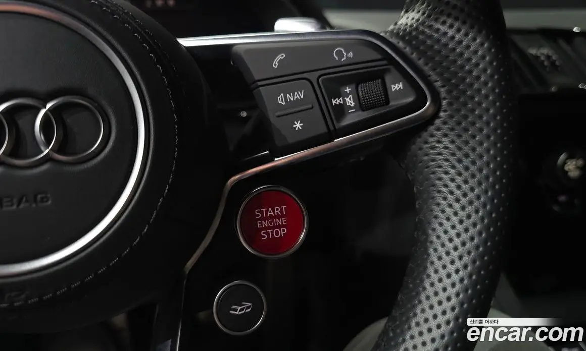 Audi R8 2021 5.2 автомат (гидро), фото 24