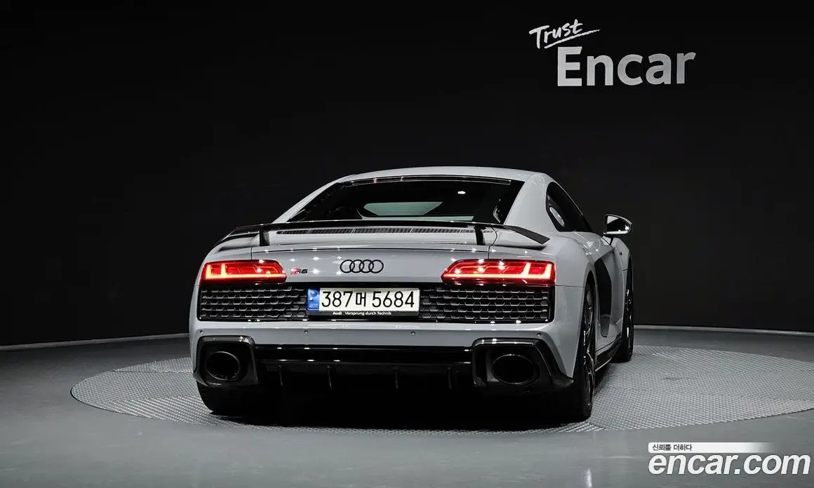 Audi R8 2021 5.2 автомат (гидро), фото 4