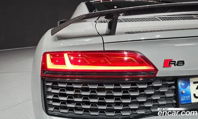 Audi R8 2021 5.2 автомат (гидро), миниатюра 9