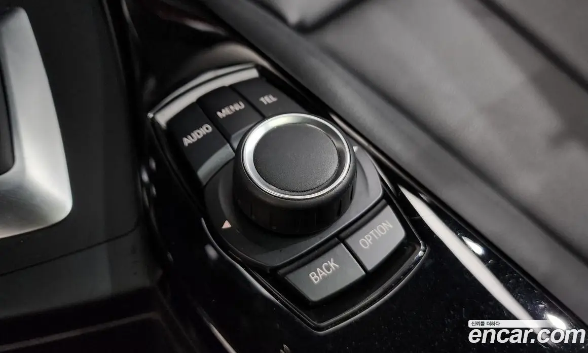 BMW 1 серия 2017 2.0 автомат (гидро), фото 18