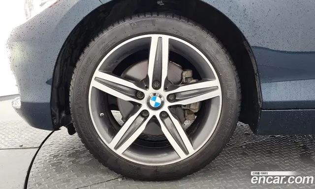 BMW 1 серия 2017 2.0 автомат (гидро), миниатюра 5
