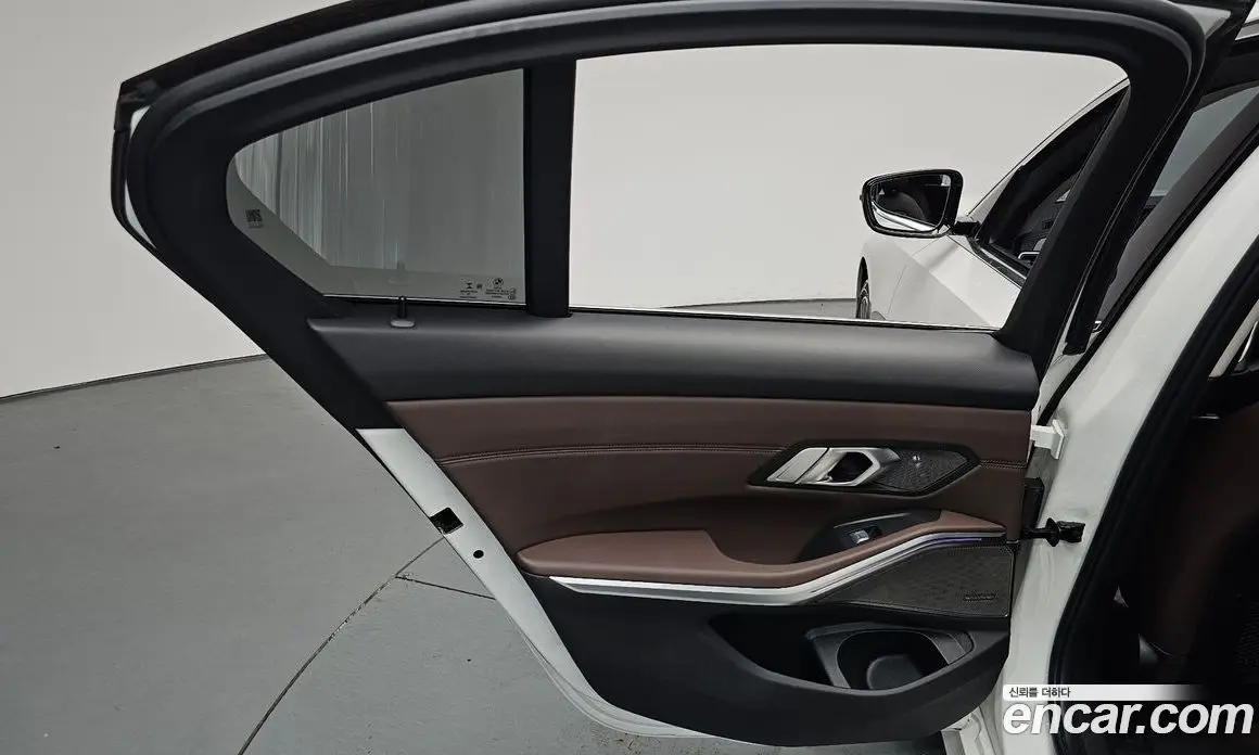 BMW 3 серия 2021 2.0 автомат (гидро), фото 14