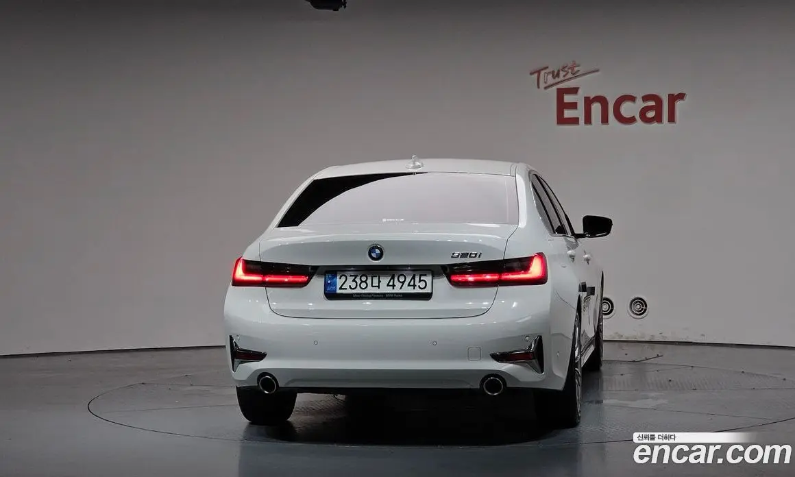 BMW 3 серия 2021 2.0 автомат (гидро), фото 3