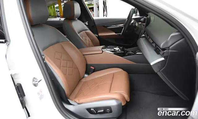 BMW 5 серия 2024 2.0 автомат (гидро), миниатюра 11
