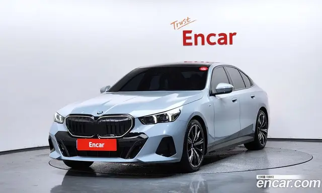 BMW 5 серия, 2025, 21 667 км