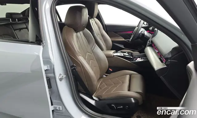 BMW 5 серия 2025 2.0 автомат (гидро), миниатюра 12