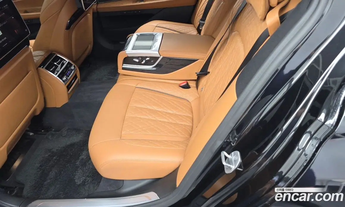 BMW 7 серия 2020 3.0 автомат (гидро), фото 16