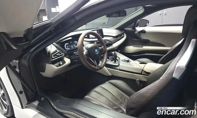 BMW i8 2016 1.5 автомат (гидро), миниатюра 10