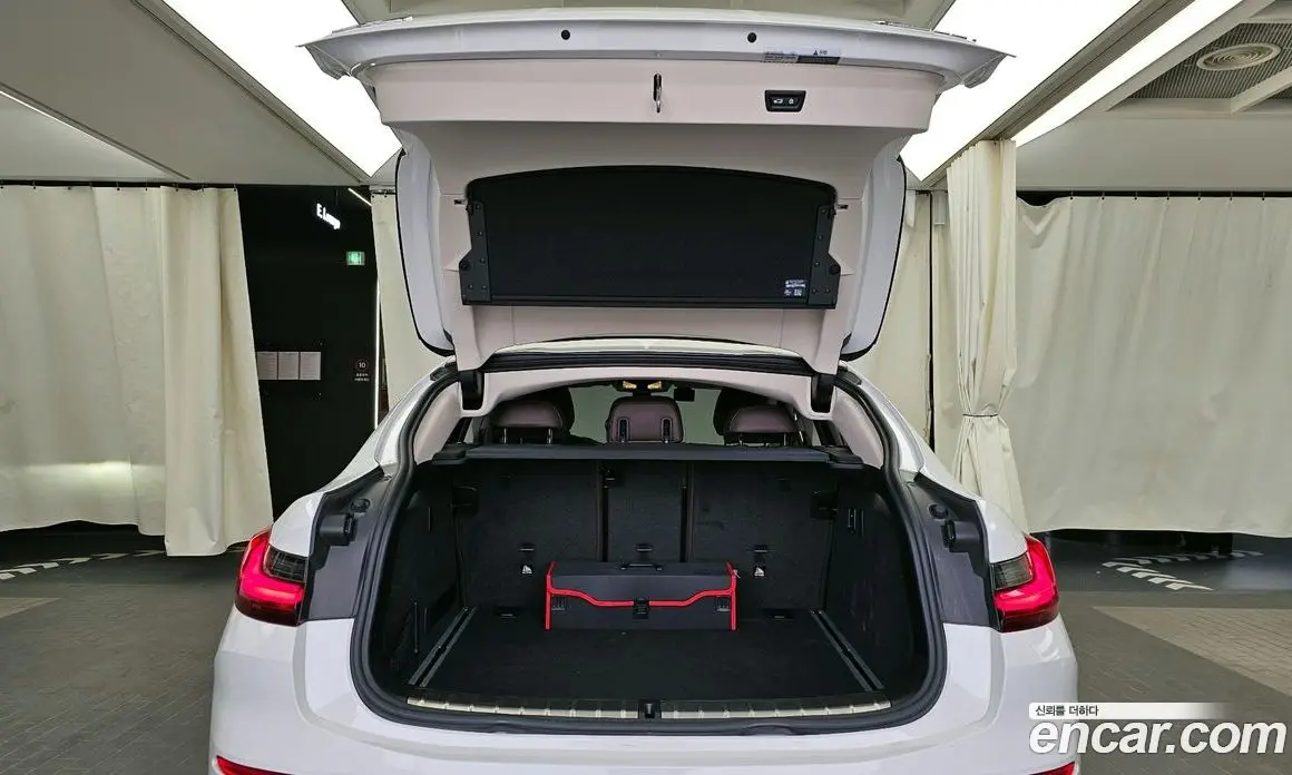 BMW X4 2023 2.0 автомат (гидро), фото 20 BMW X4 2023 2.0 автомат (гидро), фото 20
