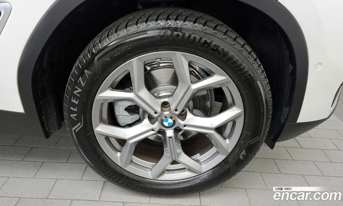 BMW X4 2023 2.0 автомат (гидро), фото 5 BMW X4 2023 2.0 автомат (гидро), фото 5