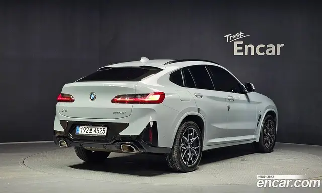 BMW X4 2024 2.0 автомат (гидро), миниатюра 2
