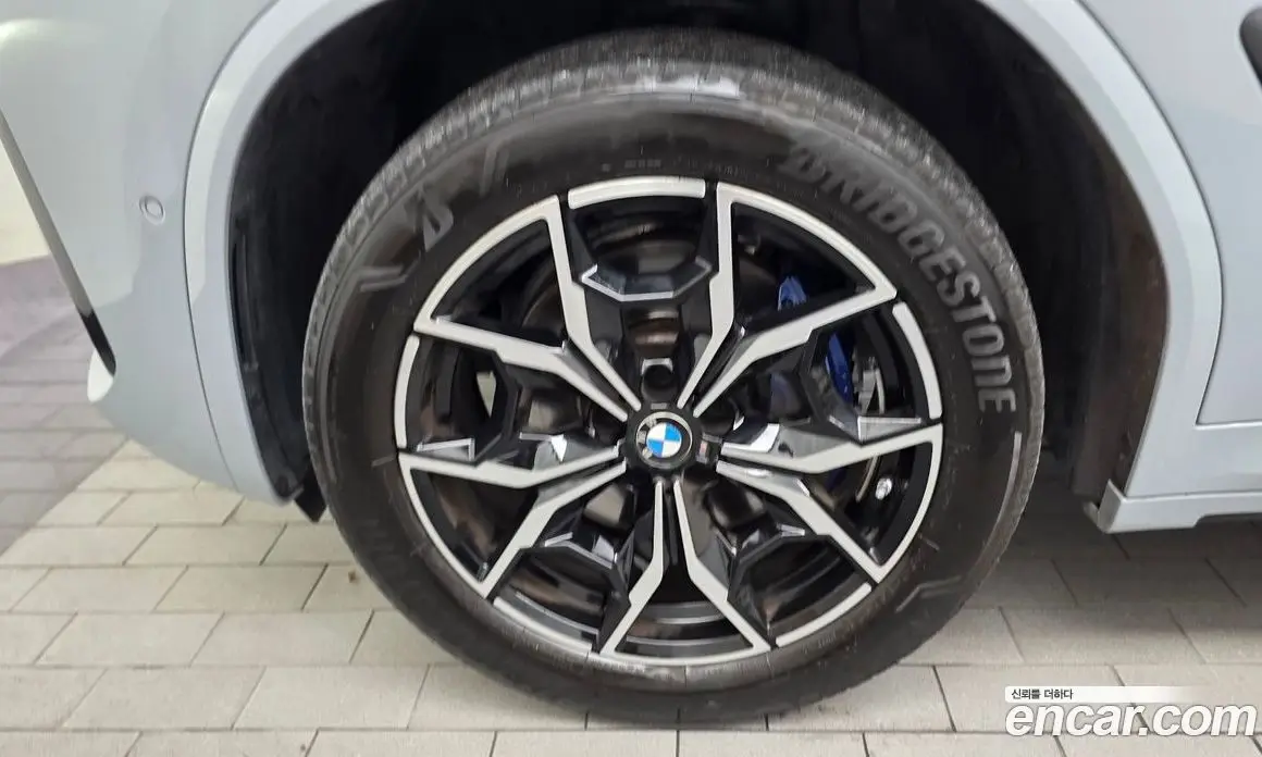 BMW X4 2024 2.0 автомат (гидро), фото 5