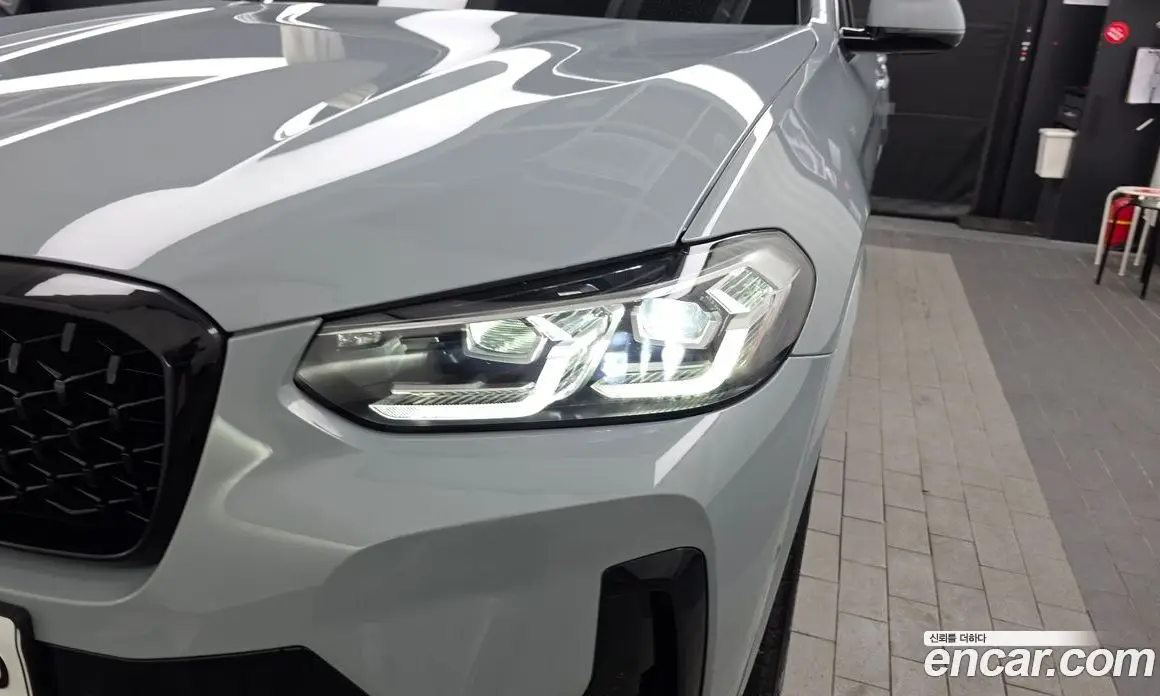 BMW X4 2024 2.0 автомат (гидро), фото 8