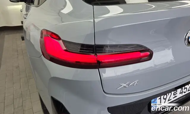 BMW X4 2024 2.0 автомат (гидро), миниатюра 9