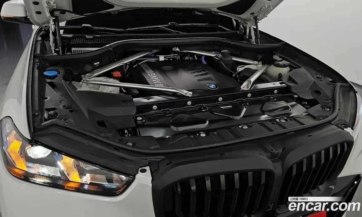 BMW X5 2025 3.0 автомат (гидро), фото 6