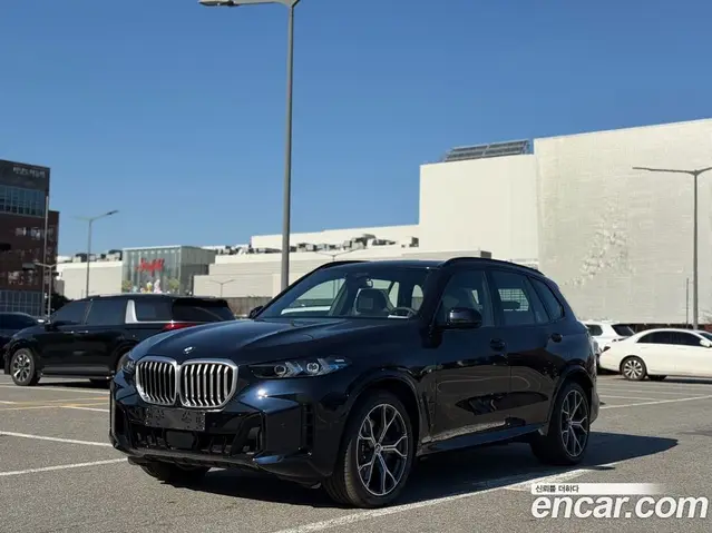 BMW X5 2025 3.0 автомат (гидро), миниатюра 1