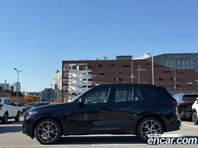 BMW X5 2025 3.0 автомат (гидро), миниатюра 5