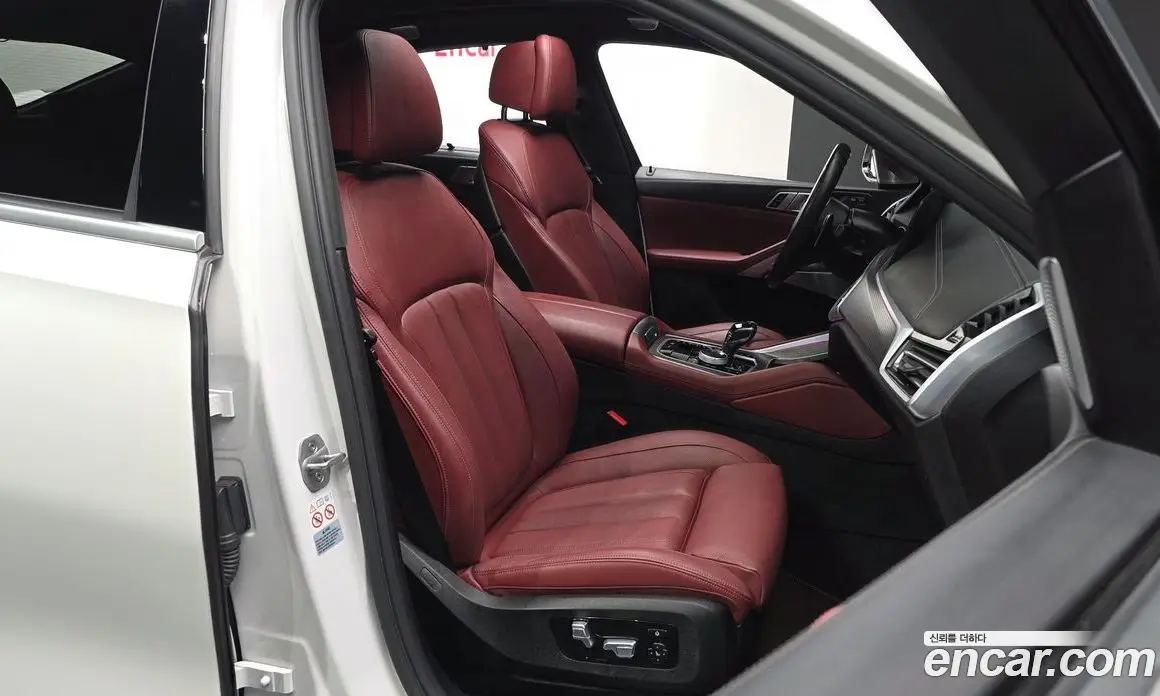 BMW X6 2021 3.0 автомат (гидро), фото 16