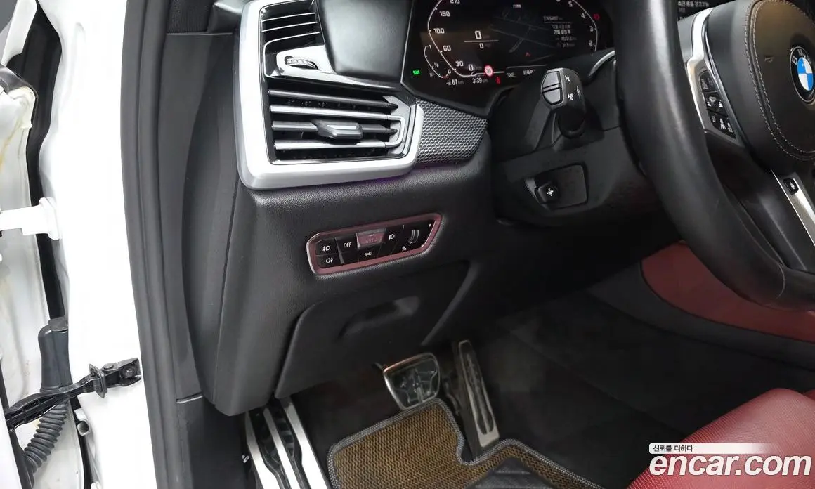 BMW X6 2021 3.0 автомат (гидро), фото 19