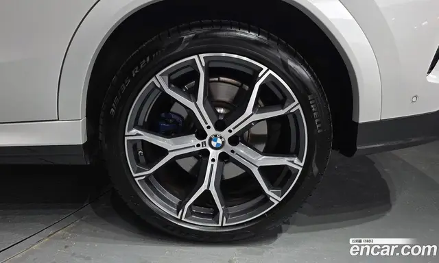 BMW X6 2021 3.0 автомат (гидро), миниатюра 7