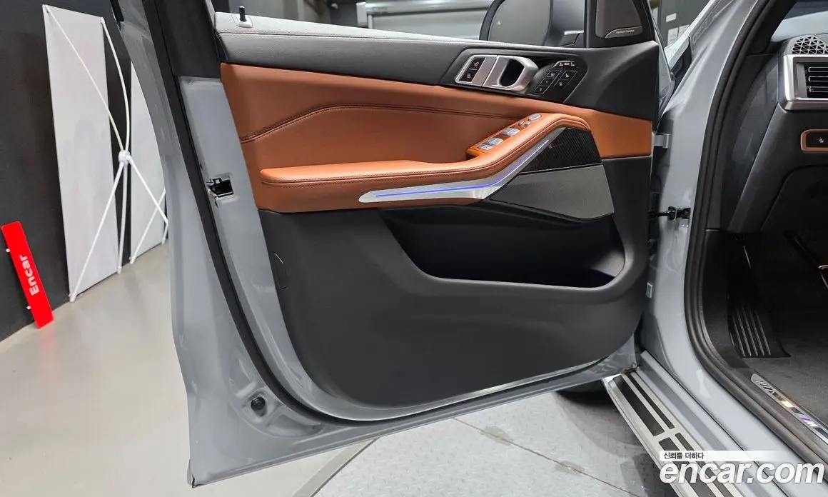 BMW X7 2025 3.0 автомат (гидро), фото 14
