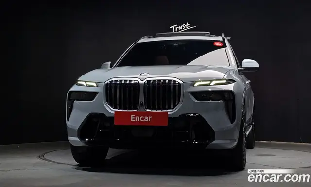 BMW X7 2025 3.0 автомат (гидро), миниатюра 3