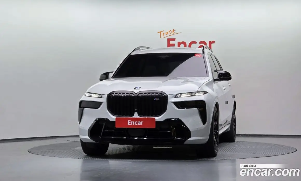 BMW X7 2025 4.4 автомат (гидро), фото 3