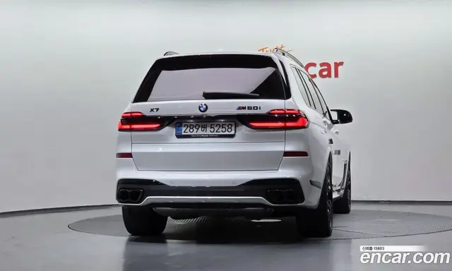 BMW X7 2025 4.4 автомат (гидро), миниатюра 4