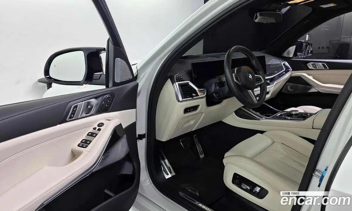 BMW X7 2025 4.4 автомат (гидро), фото 10