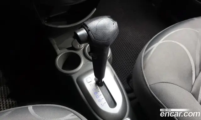 Chevrolet Spark 2011 1.0 автомат (гидро), миниатюра 11