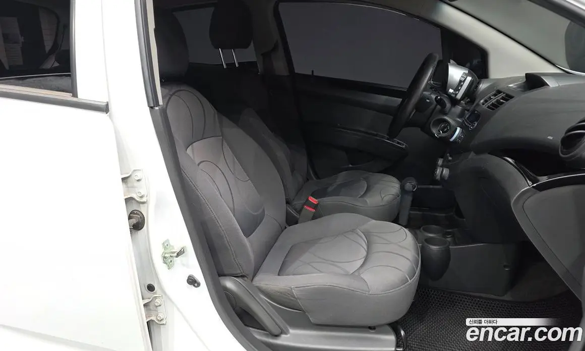 Chevrolet Spark 2011 1.0 автомат (гидро), фото 16