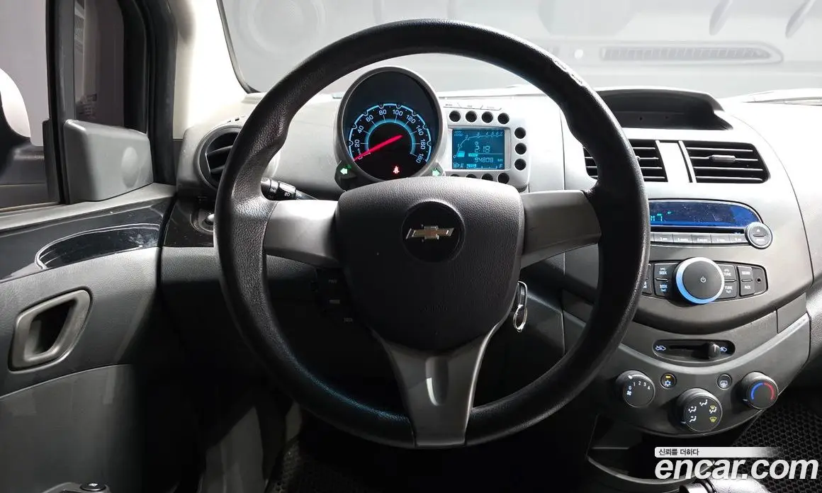 Chevrolet Spark 2011 1.0 автомат (гидро), фото 18