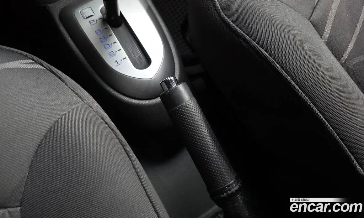 Chevrolet Spark 2011 1.0 автомат (гидро), фото 34