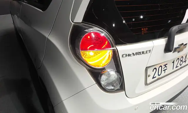 Chevrolet Spark 2011 1.0 автомат (гидро), миниатюра 8